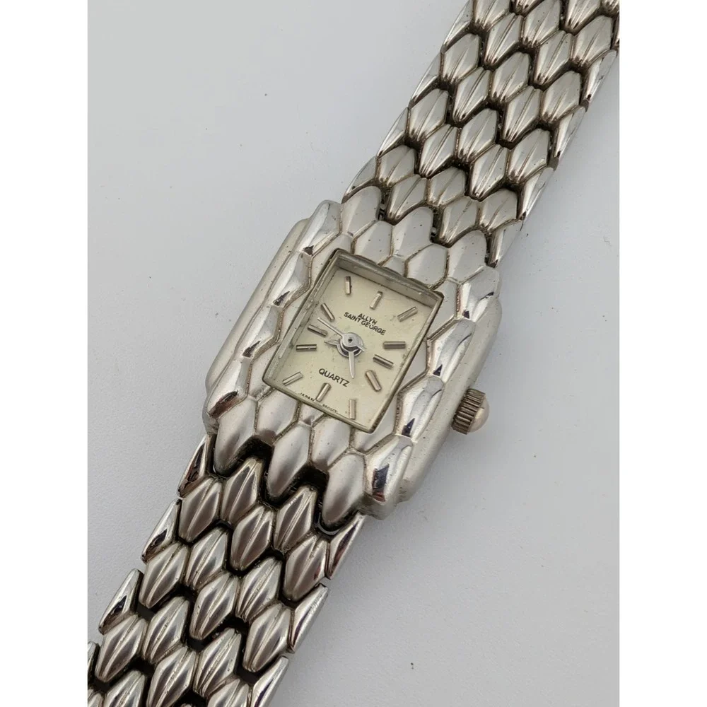 Vintage Allyn St George Watch Women‎ 19mm Case Silver 7.25
